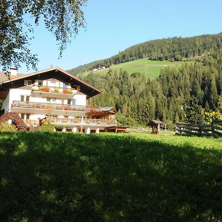 Haus Adlerhorst Lejlighedshotel San Nicolò d'San Nicolò d'Ultimo Eksteriør billede